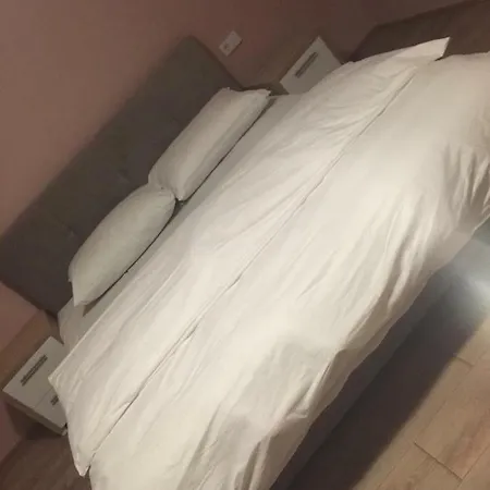 تلال نجد Hadžići